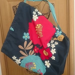 Vera Bradley Laundry Bag (Happy Snails)